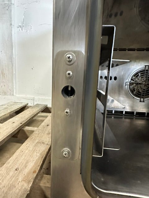 "MIWE GUSTO SK" H.D COMMERCIAL COUNTER TOP 3 PANS CONVECTION OVEN, 208V - Second Life-Equipment-collection_name