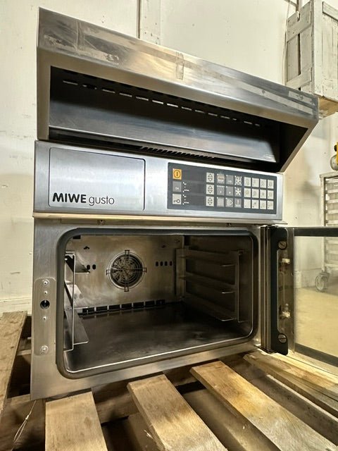 "MIWE GUSTO SK" H.D COMMERCIAL COUNTER TOP 3 PANS CONVECTION OVEN, 208V - Second Life-Equipment-collection_name