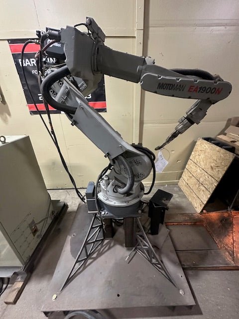 MOTOMAN EA 1900N WELDING ROBOT ARM CONTROL BOX & MILLER AUTO ACCESS 675 WELDER - Bargains R Ours - #collection_name#