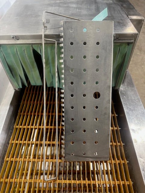 MOYER DIEBEL SW600R 72"W RIGHT - LEFT LOW TEMP PASS THROUGH AUTOMATIC GLASSWASHE - Second Life - Equipment - collection_name