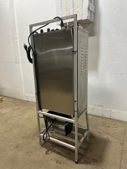 "N2U N2BC" HIGH VOLUME NITROGEN GENERATOR W/BUILT IN GAS BLENDER, 950 hrs - Second Life - Equipment - collection_name