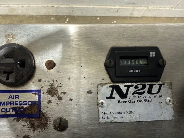 "N2U N2BC" HIGH VOLUME NITROGEN GENERATOR W/BUILT IN GAS BLENDER, 950 hrs - Second Life - Equipment - collection_name