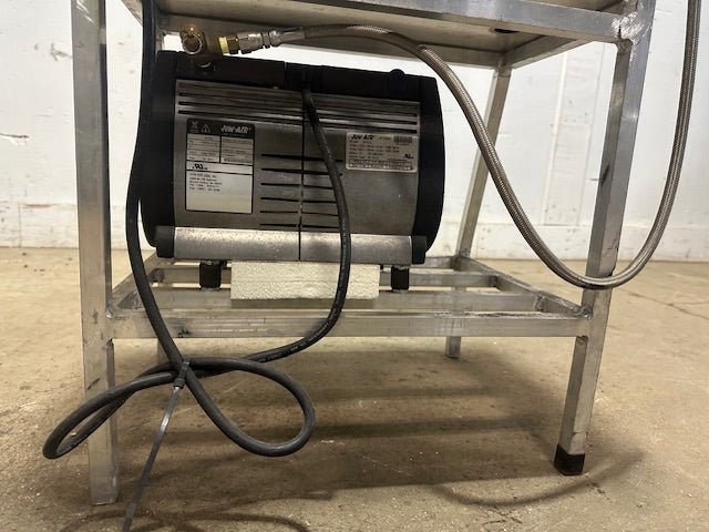 "N2U N2BC" HIGH VOLUME NITROGEN GENERATOR W/BUILT IN GAS BLENDER,7372 hrs - Second Life - Equipment - collection_name