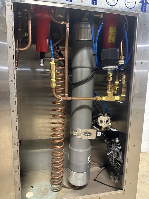 "N2U N2BC" HIGH VOLUME NITROGEN GENERATOR W/BUILT IN GAS BLENDER,7372 hrs - Second Life - Equipment - collection_name