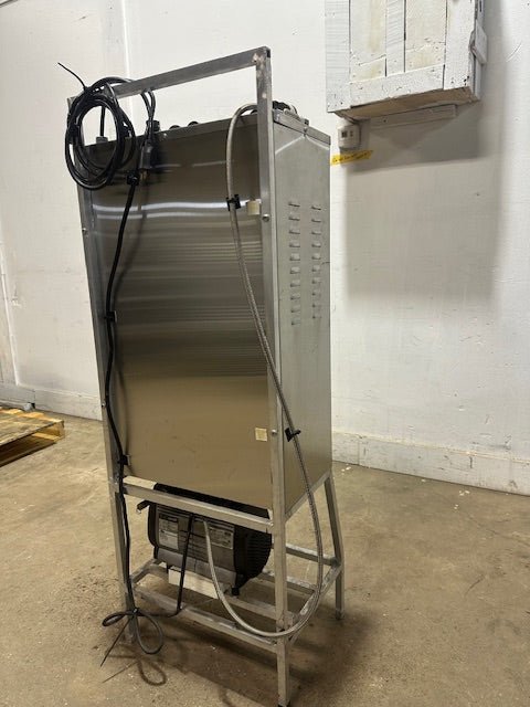 "N2U N2BC" HIGH VOLUME NITROGEN GENERATOR W/BUILT IN GAS BLENDER,7372 hrs - Second Life - Equipment - collection_name