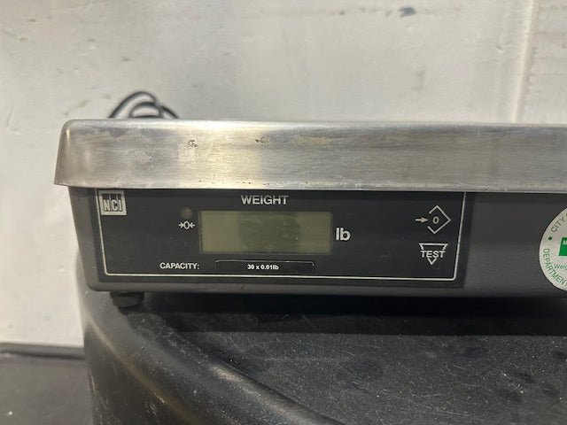 NCI WEIGH TRONIX MODEL: 6720 - 15 SCALE W/ 15KG CAPACITY DIGITAL PARCEL SCALE - Second Life - Equipment - collection_name