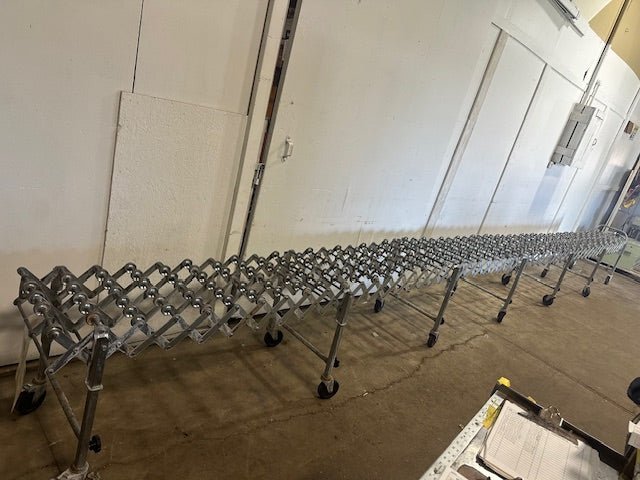 NESTAFLEX 226 SKATE WHEEL CONVEYOR 74"L x 27"H (COMPRESS) - 299"L x 46"H(EXPAND), 2"d steel wheels. - Second Life - Equipment - collection_name