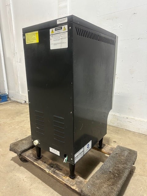 "NESTLE V - CAFE" COMMERCIAL COFFEE/COLD BEVERAGES DISPENSER ON LEGS, 110 - 230V - Second Life - Equipment - collection_name