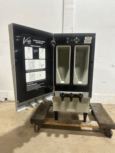 "NESTLE V - CAFE" COMMERCIAL COFFEE/COLD BEVERAGES DISPENSER ON LEGS, 110 - 230V - Second Life - Equipment - collection_name