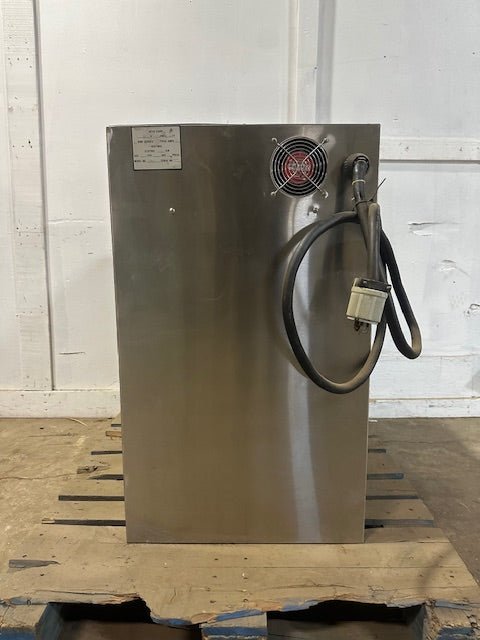 NEVO CORP CTO - 1 ELECTRIC 3PH COOK AND HOLD OVEN w/ 4 WIRE RACKS INCLUDED - Second Life - Equipment - collection_name