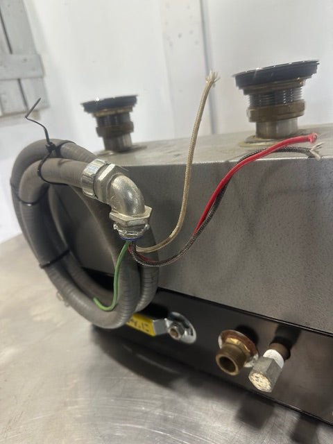 NEW HATCO 3CS - 3 120v 1ph WATER HEATER W/ INSTALLATION/OPERATING MANUAL AND PARTS - Second Life - Equipment - collection_name