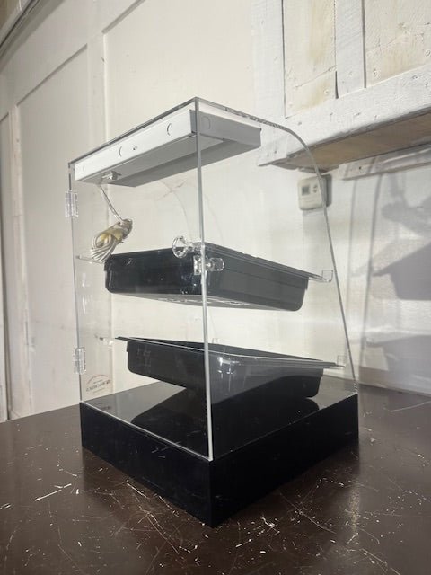 NEW IN BOX K&A ACRYLICS TWO TIERED LIGHTED COUNTERTOP DISPLAY - Second Life - Equipment - collection_name