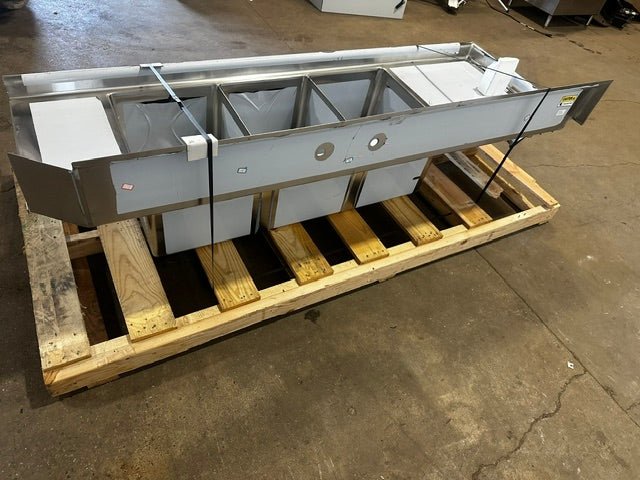 NEW OPEN BOX REGENCY 84"W x 30"D LEFT SIDE COMMERCIAL 3 COMPARTMENT SINK - Second Life-Equipment-collection_name