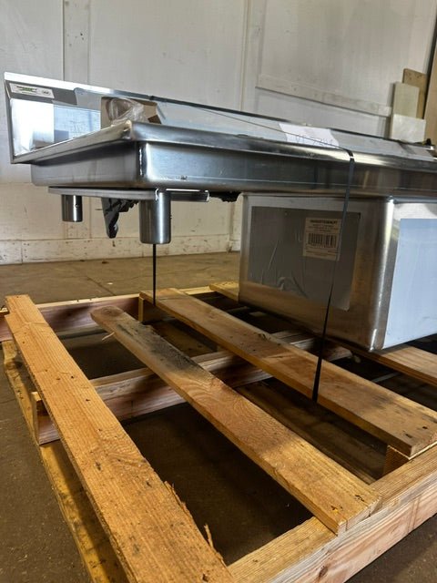 NEW OPEN BOX REGENCY 84"W x 30"D LEFT SIDE COMMERCIAL 3 COMPARTMENT SINK - Second Life-Equipment-collection_name