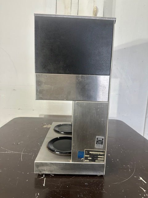 "NEWCO RC - 2" 120V 1PH POUR OVER COFFEE BREWER WITH 2 WARMERS(COUNTER TOP) - Second Life - Equipment - collection_name