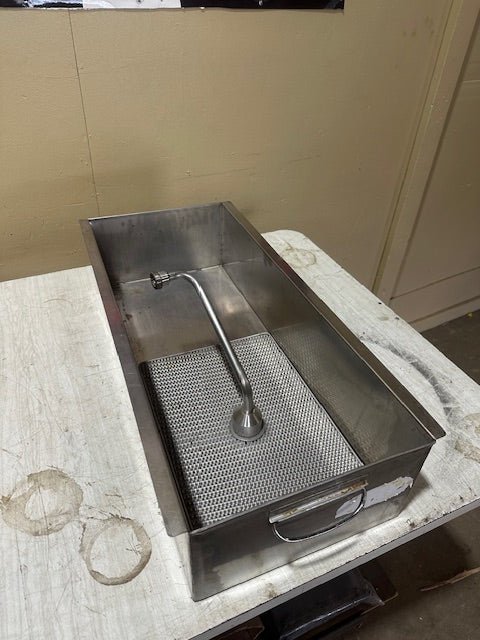 OIL FILTRATION PAN 8"H X 34"W X 14"D WITH SCREEN - Bargains R Ours - #collection_name#