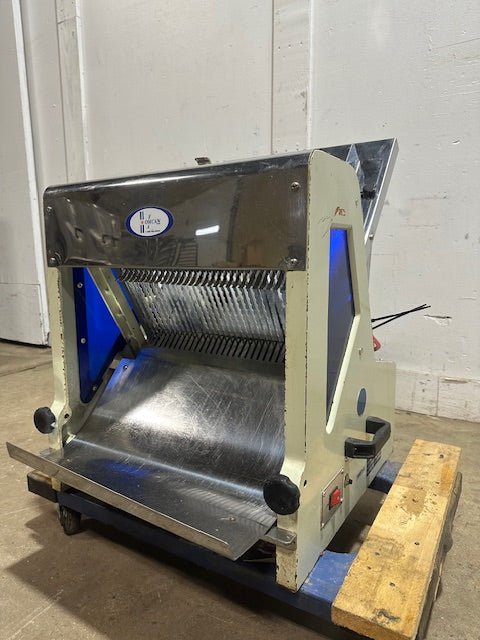 OMCAN HEAVY DUTY COMMERCIAL COUNTER TOP ELECTRIC BREAD SLICER MACHINE - Second Life - Equipment - collection_name
