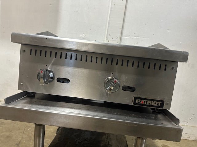 PATRIOT PT - CB24 COMMERCIAL COUNTERTOP 60,000 BTU 24" NAT GAS RADIANT CHARBROILER - Second Life - Equipment - collection_name