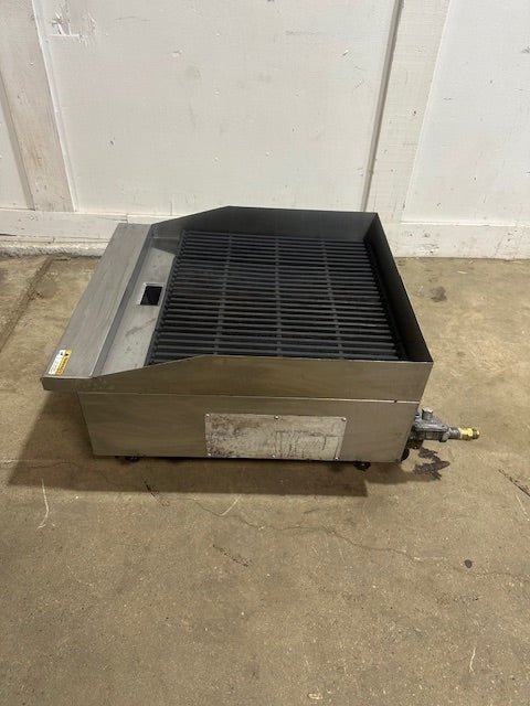 PATRIOT PT - CB24 COMMERCIAL COUNTERTOP 60,000 BTU 24" NAT GAS RADIANT CHARBROILER - Second Life - Equipment - collection_name