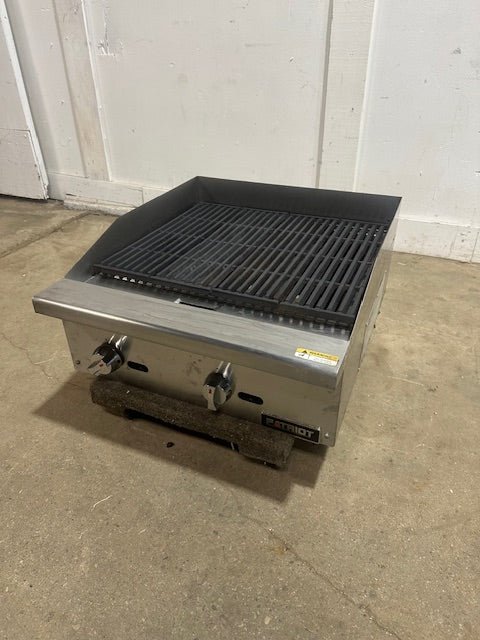 PATRIOT PT - CB24 COMMERCIAL COUNTERTOP 60,000 BTU 24" NAT GAS RADIANT CHARBROILER - Second Life - Equipment - collection_name