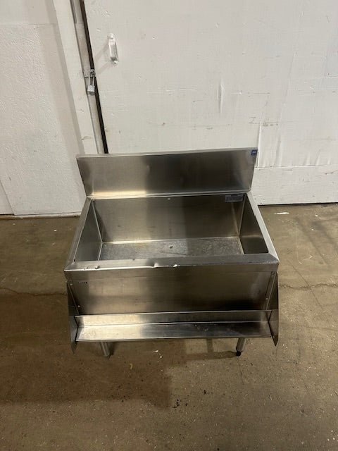 "PERLICK TS30CH8"H - DUTY COMMERCIAL STAINLESS STEEL DROP IN ICE BIN 26"W x 14"D - Second Life - Equipment - collection_name