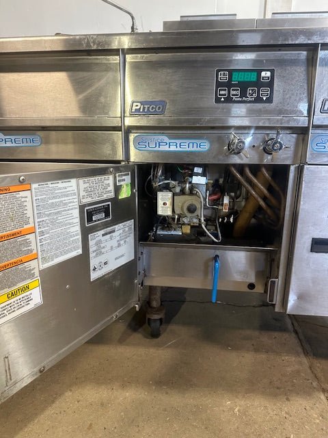 PITCO SSPG14 NAT GAS SOLSTICE SUPREME PASTA COOKER W/2 COOK BAYS + RINSE STATION - Second Life - Equipment - collection_name