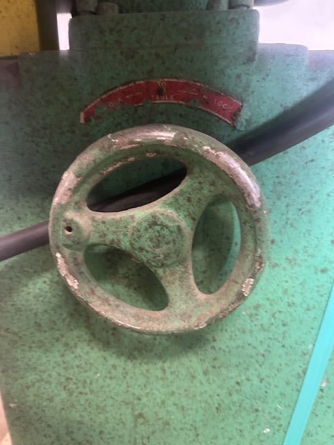 POWERMATIC MODEL 87 20" VERTICAL METAL BAND SAW VARIABLE SPEED - Second Life - Equipment - collection_name