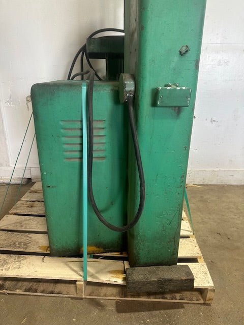 POWERMATIC MODEL 87 20" VERTICAL METAL BAND SAW VARIABLE SPEED - Second Life - Equipment - collection_name
