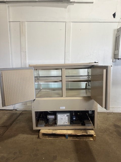 "QBD CTC 4865" H.D COMMERCIAL REFRIGERATED LIGHTED COLD FOOD DISPLAY CASE - Second Life - Equipment - collection_name