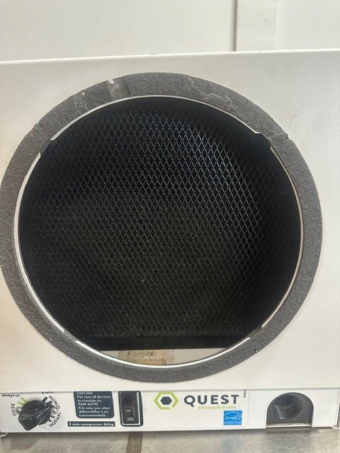 "QUEST 70"110 - 120 V 1 PH DEHUMIDIFIER 4033750 - WHITE - Second Life - Equipment - collection_name