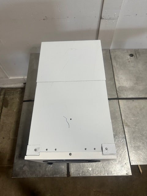 "QUEST 70"110 - 120 V 1 PH DEHUMIDIFIER 4033750 - WHITE - Second Life - Equipment - collection_name