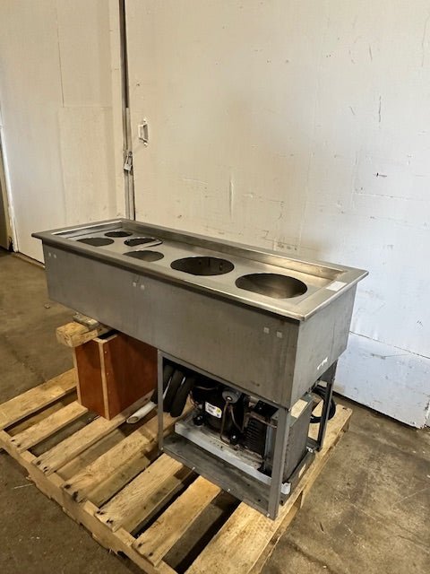 "RANDELL 9946SCN" 4 half size Pan Drop - In Refrigerated Cold Food Well, 115V, 1PH - Second Life - Equipment - collection_name
