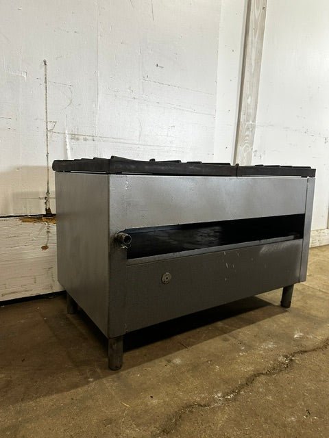 "RANKIN-DELUX SSPR-220"COMMERCIAL NAT GAS 2 BURNER STOVE WITH GREASE CATCHER PAN - Second Life-Equipment-collection_name