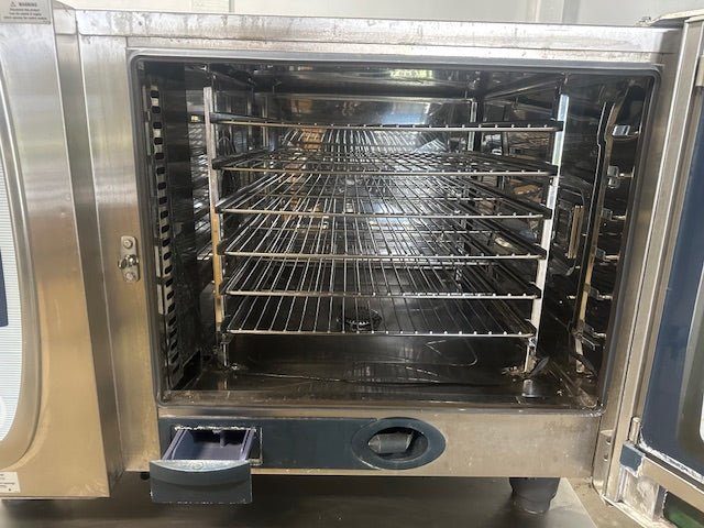"RATIONAL SCC 62"H.D COMMERCIAL ELECTRIC COMBI - OVEN/STEAMER WITH STAND 480V,3PH - Second Life - Equipment - collection_name