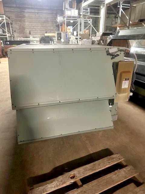 RHEEM AIR CONDITIONING RKKB - A120CM22E HEATING/COOLING 3ph/ N - GAS MAKE UP AIR UNIT - Second Life - Equipment - collection_name