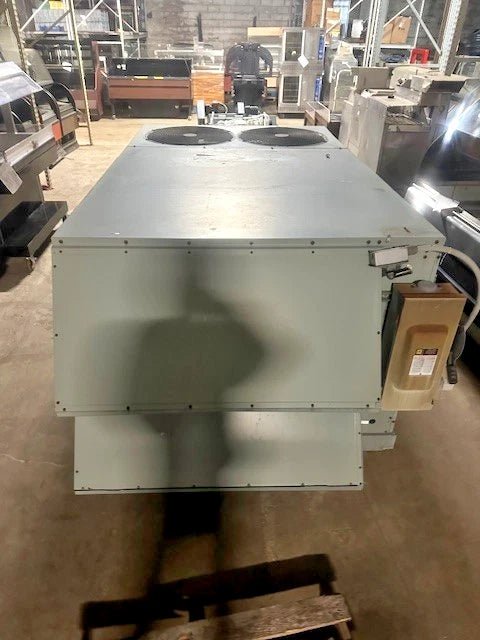 RHEEM AIR CONDITIONING RKKB - A120CM22E HEATING/COOLING 3ph/ N - GAS MAKE UP AIR UNIT - Second Life - Equipment - collection_name
