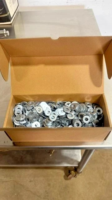 APPX 780 OR 10LBS OF MIDWEST # 04561 ZINC PLATED STEEL WASHERS OD 7/8", ID 5/16"