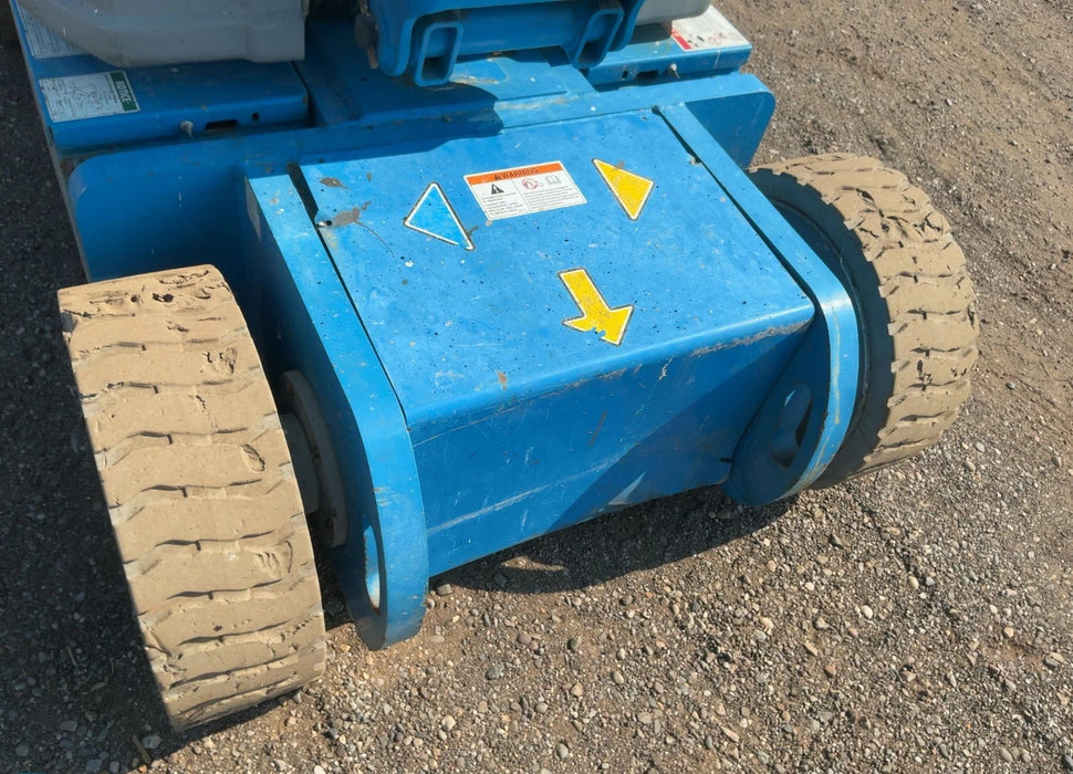 2014 Genie Z-30/20N RJ Electric Articulating Boom Lift 507 hrs, 30' H, will ship