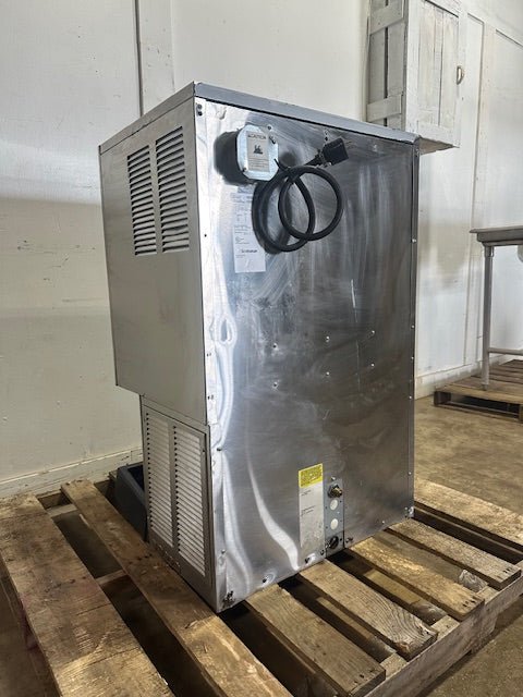 SCOTSMAN MDT5N25A - 1J COMMERCIAL AIR COOLED ICE MAKER/WATER DISPENSER 523LBS,&nbsp; - Second Life - Equipment - collection_name