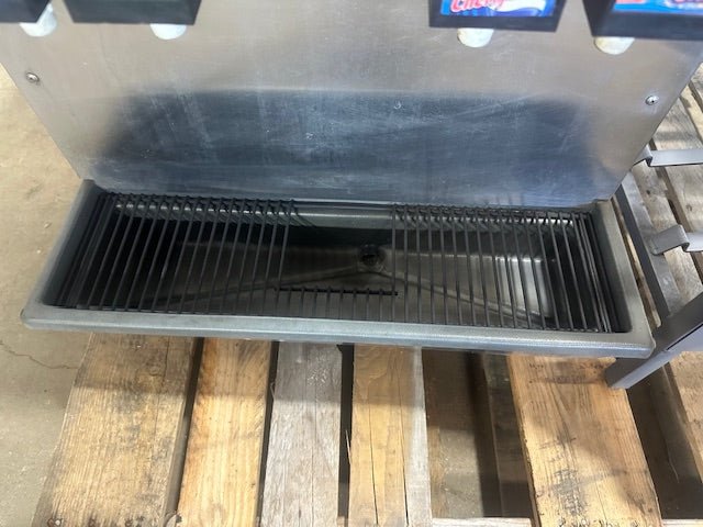 SERVEND MD - 150 6 FLAVOR SODA &amp; ICE DISPENSER W/ 6 SYRUP PUMPS and STAND - Second Life - Equipment - collection_name