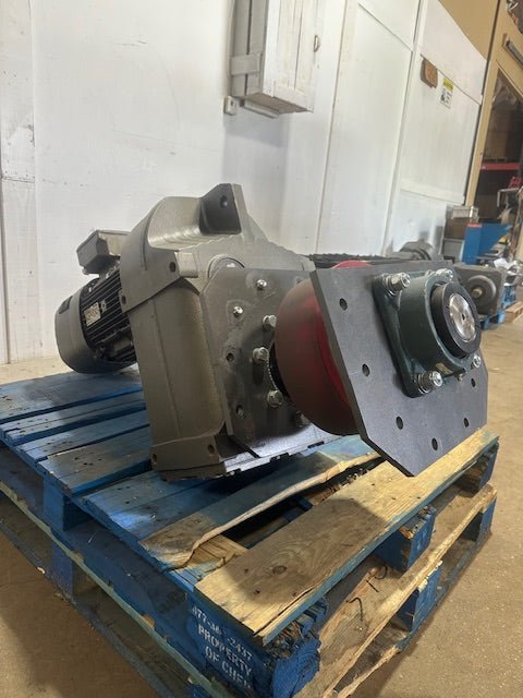 SEW - EURODRIVE FAZ97 DRL160M4BE20HR/TF/EG7S/AL PARALLEL SHAFT HELICAL GEARMOTOR - Second Life - Equipment - collection_name