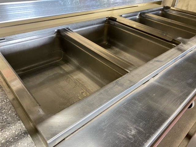 DELFIELD-SHELLEY STEEL HEATED BUFFET SERVING TYPE w/3 WELLS, 2 PANS & 1 CUTTING BOARD - Bargains R Ours - #collection_name#