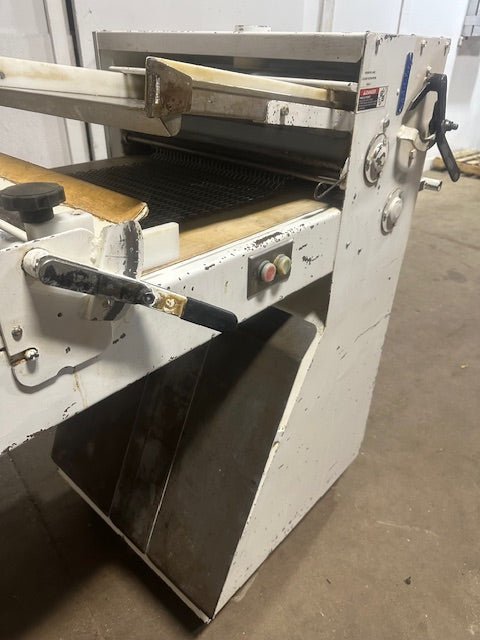 SIMPLEX 1 - 4 - 24 115V COMMERCIAL SHEETER MOULDER/DOUGH ROLLER WITH 4 PRESS PLATES - Second Life - Equipment - collection_name