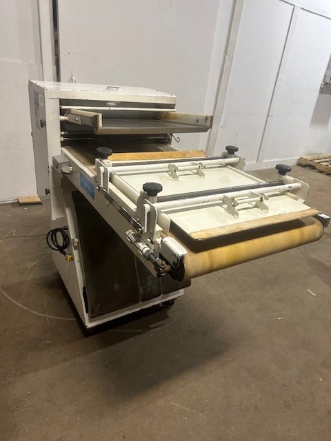 SIMPLEX 1 - 4 - 24 115V COMMERCIAL SHEETER MOULDER/DOUGH ROLLER WITH 4 PRESS PLATES - Second Life - Equipment - collection_name