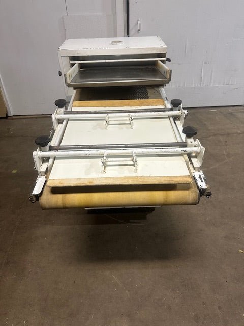 SIMPLEX 1 - 4 - 24 115V COMMERCIAL SHEETER MOULDER/DOUGH ROLLER WITH 4 PRESS PLATES - Second Life - Equipment - collection_name