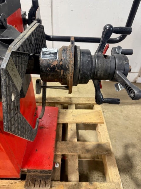 Snap - on EEWB304A Computer Wheel Balancer for Passenger Car Light Truck 115V, 1PH - Second Life - Equipment - collection_name