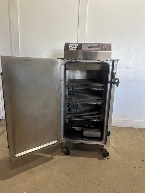 SOUTHERN PRIDE DH - 65 SMOKE CHEF COMMERCIAL SMOKER ROASTING OVEN/BBQ PIT,208V 1PH - Second Life - Equipment - collection_name