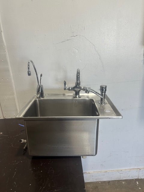 STAINLESS STEEL DROP IN HAND WASH SINK W/MULTIPLE FAUCETS - Second Life - Equipment - collection_name