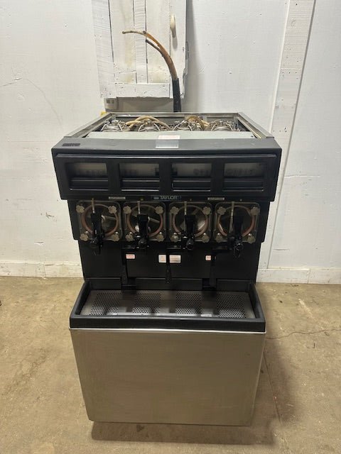 "TAYLOR 349 - 27" W COOLED 4FLAVOUR CARBONATED FROZEN BEVERAGE SLUSHIE MACHINE,1PH - Second Life - Equipment - collection_name