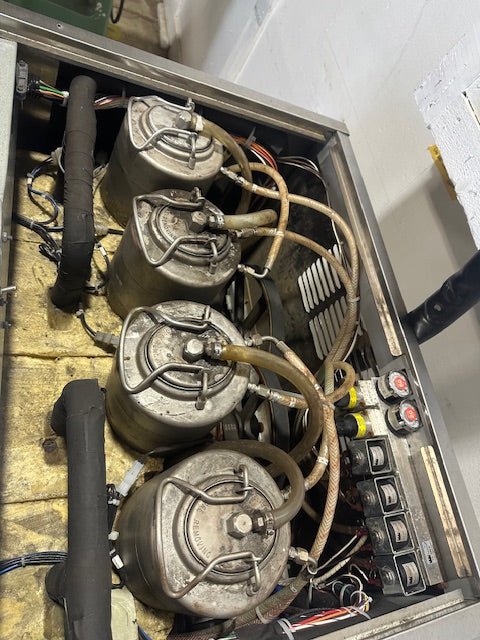 "TAYLOR 349 - 27" W COOLED 4FLAVOUR CARBONATED FROZEN BEVERAGE SLUSHIE MACHINE,1PH - Second Life - Equipment - collection_name